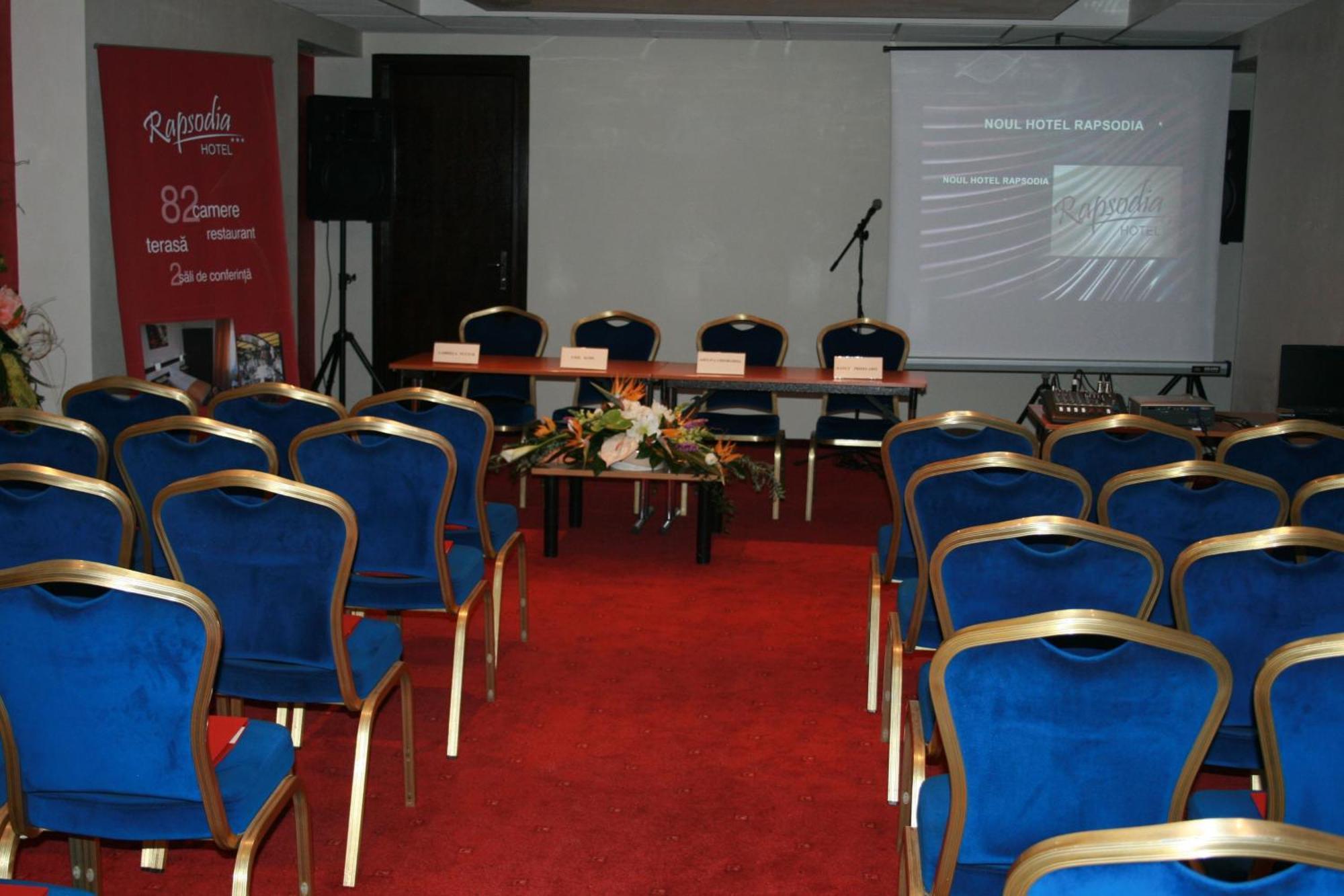 Hotel Rapsodia City Center Botoşani Facilități foto